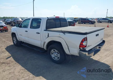 2011 Toyota Tacoma Prerunner V6 z USA, uszkodzony, nr VIN 5TFJU4GNXBX010272